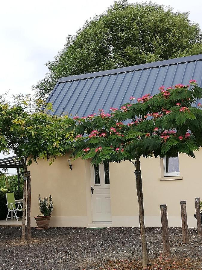 Gites Les 2 Clos Au Pied Du Mont Pontorson Exterior foto